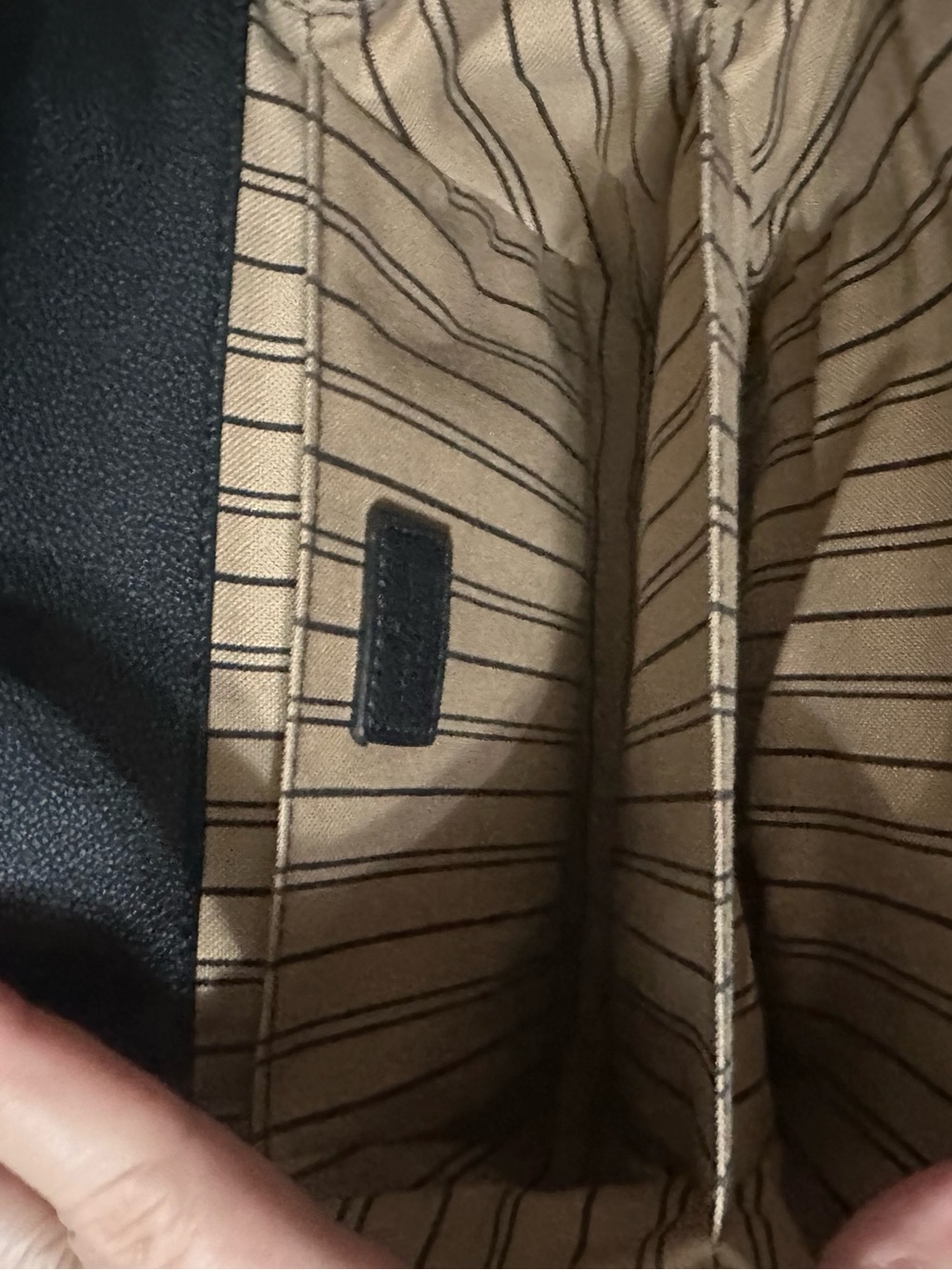 Black bag - Picture 3 of 3